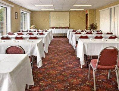 Days Inn Wauwatosa/Milwaukee Konforlar fotoğraf
